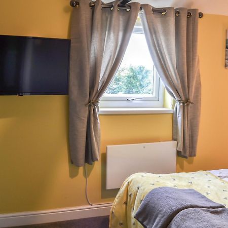 The Beehive Villa Miningsby Екстериор снимка